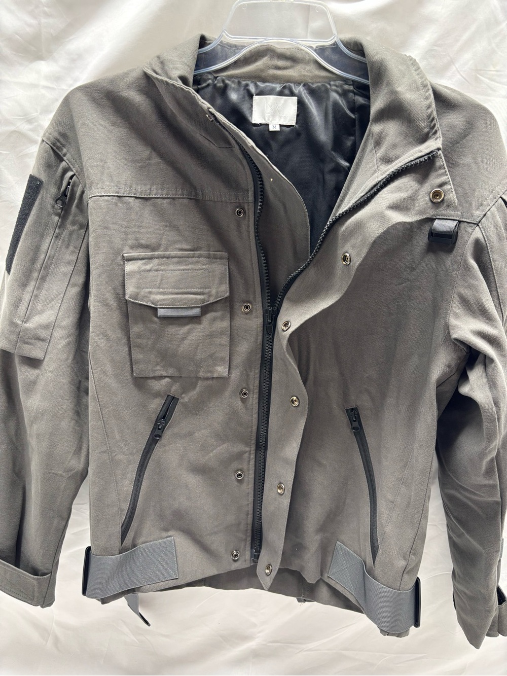 UNM Military Utility Original Design Olive Jacket Mens Size M Tactical Patches